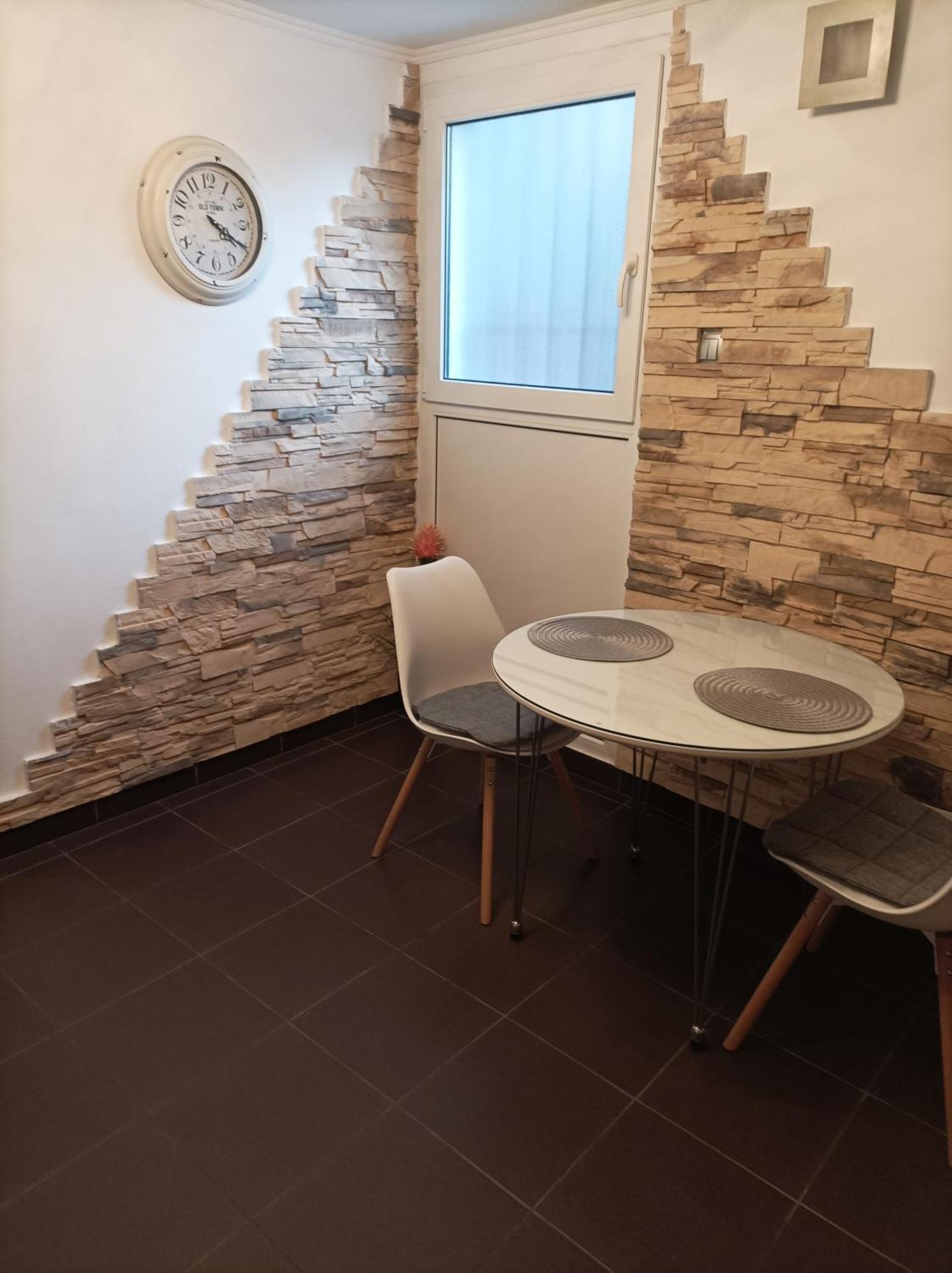 Apartment Welcome Split Exterior photo